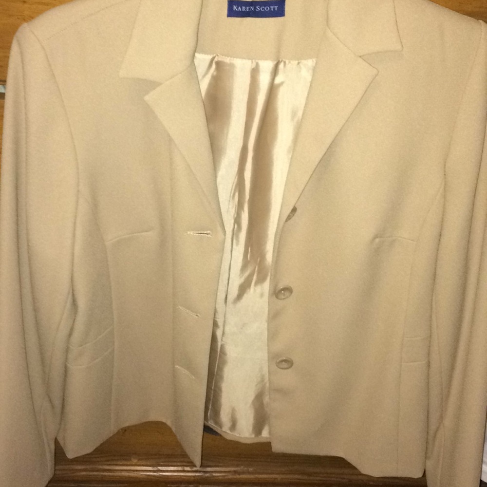 Lightweight blazer